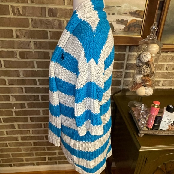 Adorable short sleeve Abercrombie & Fitch striped sweater - Picture 5 of 8